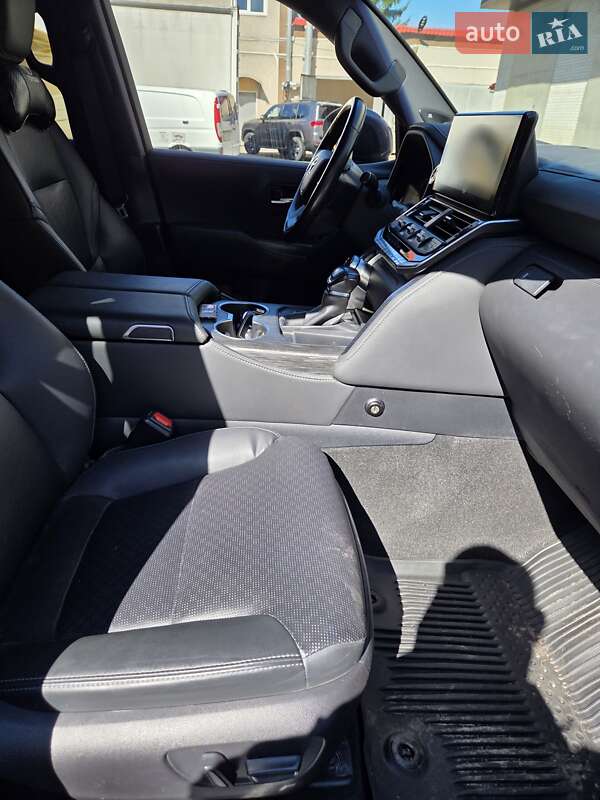 Внедорожник / Кроссовер Toyota Land Cruiser 2021 в Виннице фото 8 Внедорожник / Кроссовер Toyota Land Cruiser 2021 в Виннице