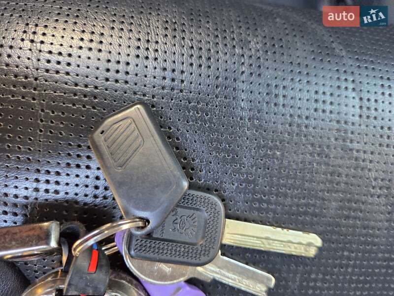 Внедорожник / Кроссовер Toyota Land Cruiser 2021 в Виннице фото 15 Внедорожник / Кроссовер Toyota Land Cruiser 2021 в Виннице