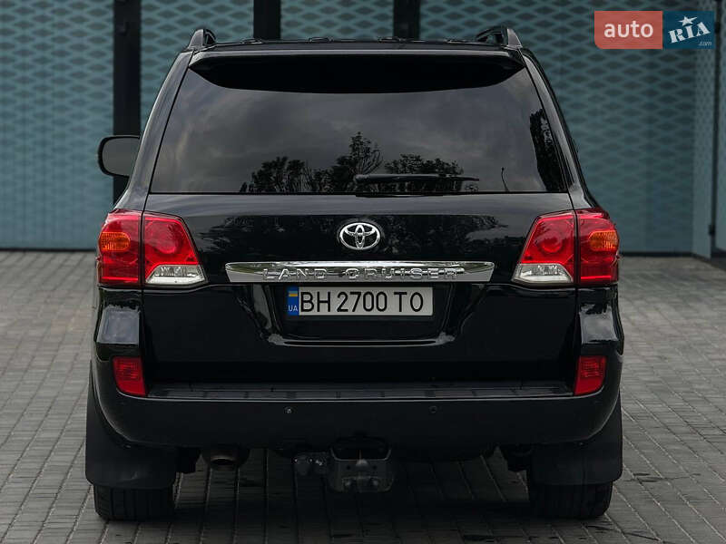 Позашляховик / Кросовер Toyota Land Cruiser 2012 в Одесі