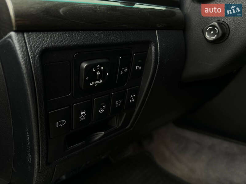 Позашляховик / Кросовер Toyota Land Cruiser 2012 в Одесі