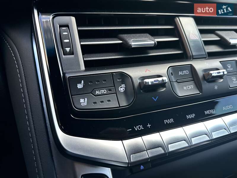 Внедорожник / Кроссовер Toyota Land Cruiser 2021 в Киеве