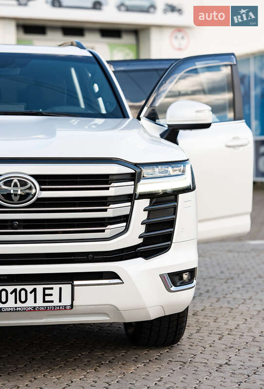 Позашляховик / Кросовер Toyota Land Cruiser 2023 в Чернівцях фото 2 Позашляховик / Кросовер Toyota Land Cruiser 2023 в Чернівцях