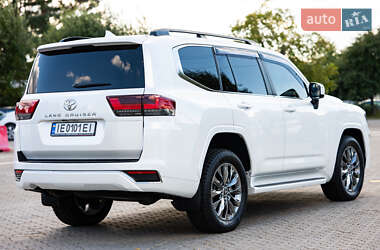 Внедорожник / Кроссовер Toyota Land Cruiser 2023 в 
