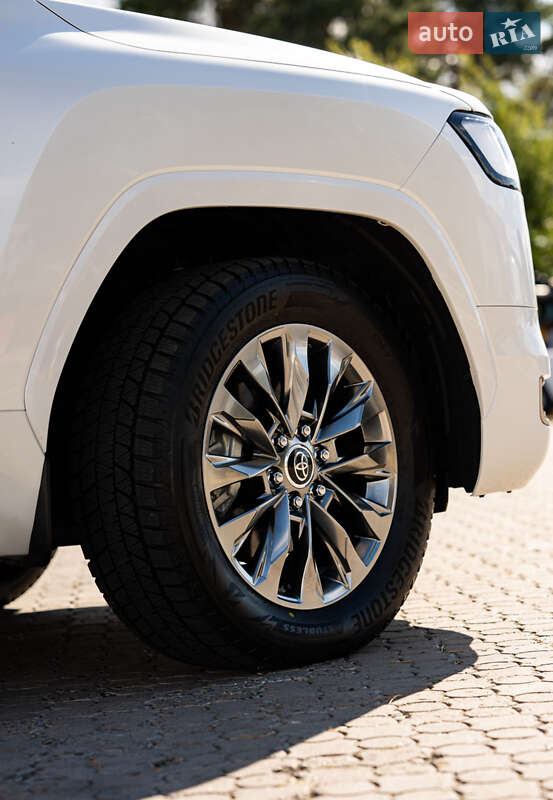 Позашляховик / Кросовер Toyota Land Cruiser 2023 в Чернівцях фото 37 Позашляховик / Кросовер Toyota Land Cruiser 2023 в Чернівцях