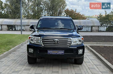 Внедорожник / Кроссовер Toyota Land Cruiser 2014 в 