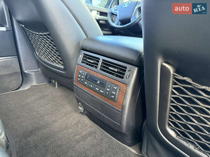 Внедорожник / Кроссовер Toyota Land Cruiser 2020 в Днепре