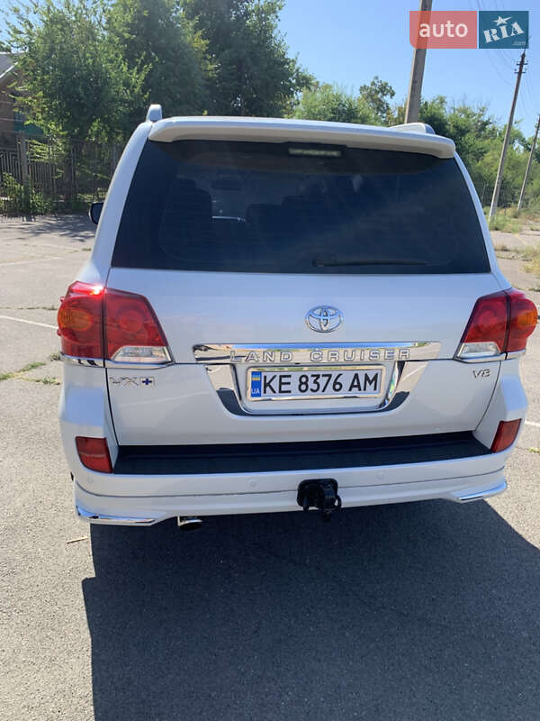 Внедорожник / Кроссовер Toyota Land Cruiser 2013 в Кривом Роге