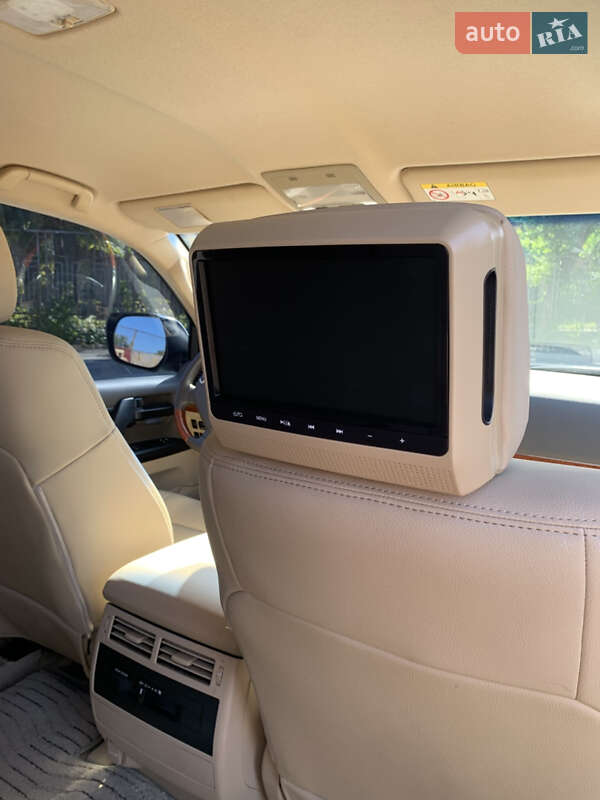 Внедорожник / Кроссовер Toyota Land Cruiser 2013 в Кривом Роге