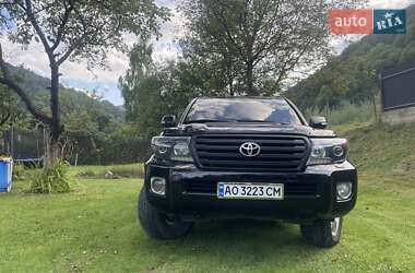 Внедорожник / Кроссовер Toyota Land Cruiser 2007 в 