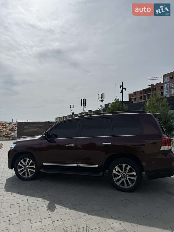 Внедорожник / Кроссовер Toyota Land Cruiser 2018 в Хмельницком