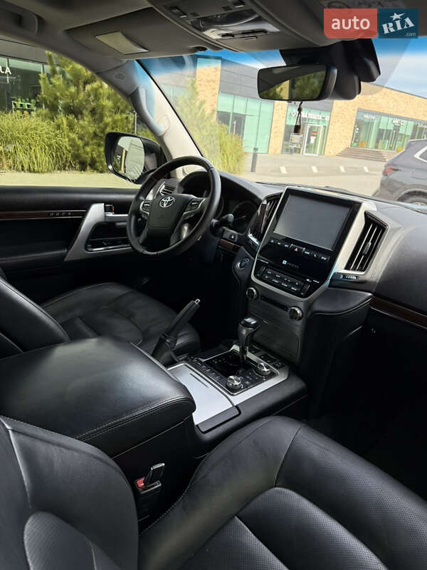 Внедорожник / Кроссовер Toyota Land Cruiser 2018 в Хмельницком