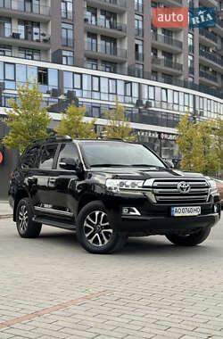Внедорожник / Кроссовер Toyota Land Cruiser 2019 в Ужгороде