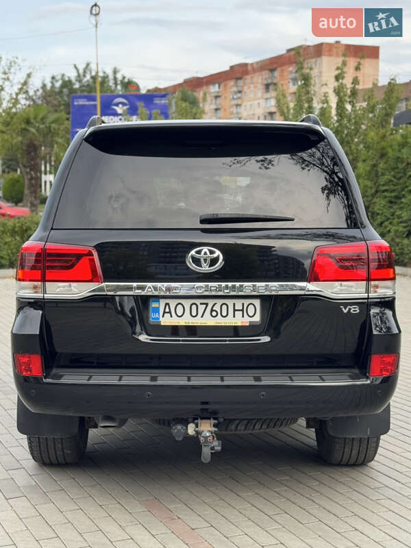 Внедорожник / Кроссовер Toyota Land Cruiser 2019 в Ужгороде