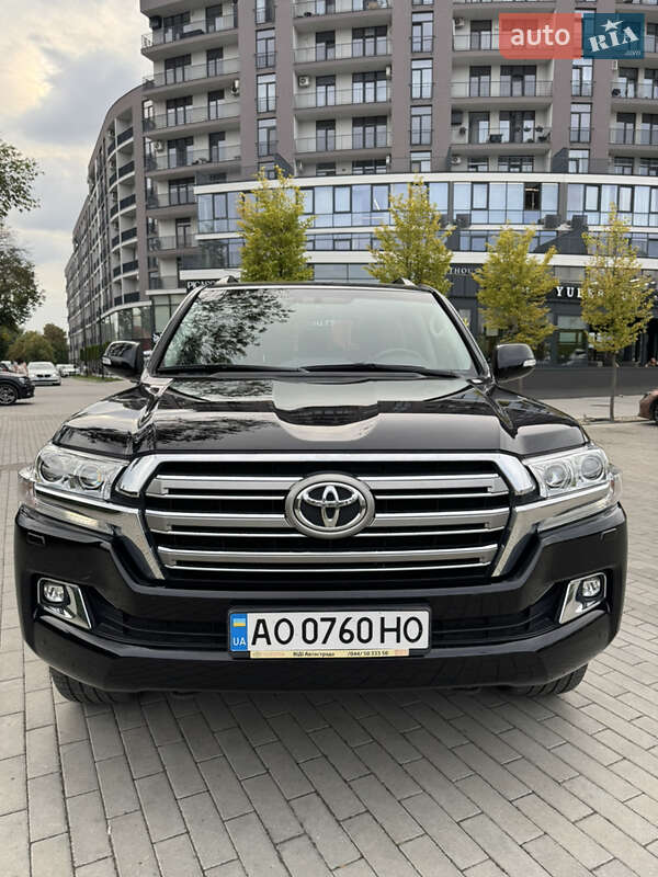 Внедорожник / Кроссовер Toyota Land Cruiser 2019 в Ужгороде