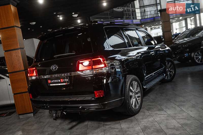 Внедорожник / Кроссовер Toyota Land Cruiser 2018 в Одессе фото 13 Внедорожник / Кроссовер Toyota Land Cruiser 2018 в Одессе
