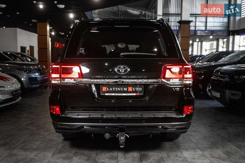 Внедорожник / Кроссовер Toyota Land Cruiser 2018 в Одессе фото 47 Внедорожник / Кроссовер Toyota Land Cruiser 2018 в Одессе