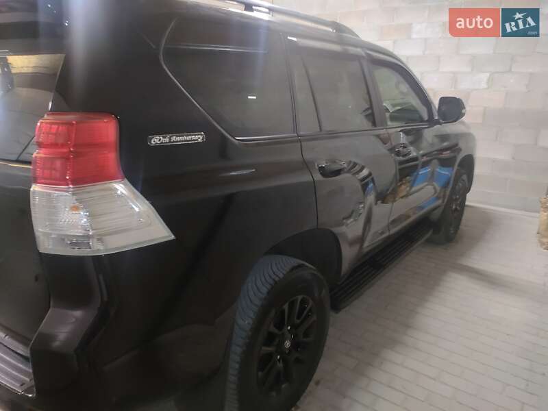 Внедорожник / Кроссовер Toyota Land Cruiser 2012 в Кривом Роге фото 6 Внедорожник / Кроссовер Toyota Land Cruiser 2012 в Кривом Роге