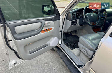 Внедорожник / Кроссовер Toyota Land Cruiser 2003 в 