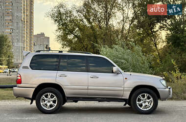 Внедорожник / Кроссовер Toyota Land Cruiser 2003 в 