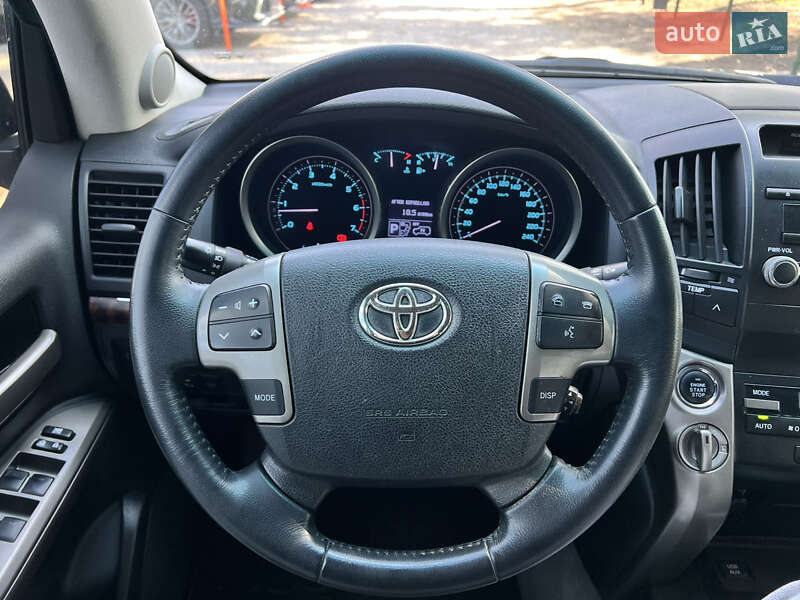 Внедорожник / Кроссовер Toyota Land Cruiser 2011 в Умани фото 14 Внедорожник / Кроссовер Toyota Land Cruiser 2011 в Умани
