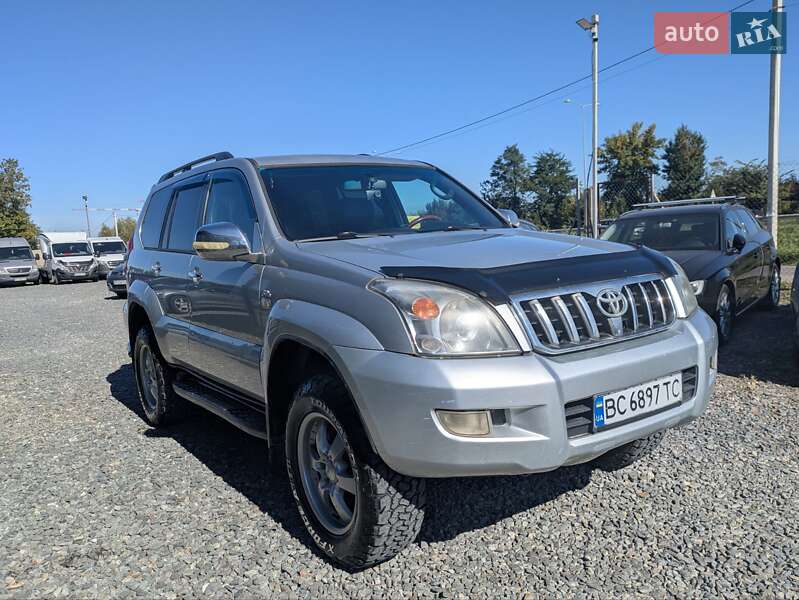 Внедорожник / Кроссовер Toyota Land Cruiser 2004 в Львове