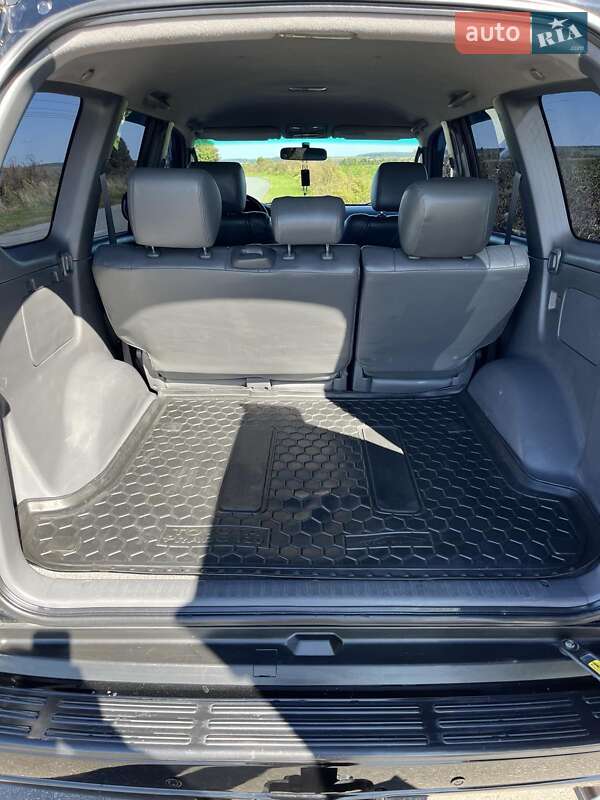 Внедорожник / Кроссовер Toyota Land Cruiser 2007 в Львове