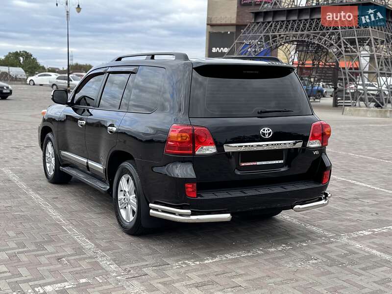 Внедорожник / Кроссовер Toyota Land Cruiser 2013 в Харькове