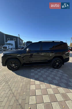 Внедорожник / Кроссовер Toyota Land Cruiser 2022 в  фото 10 Внедорожник / Кроссовер Toyota Land Cruiser 2022 в
