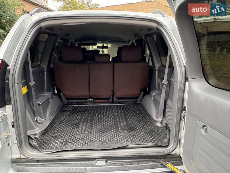 Внедорожник / Кроссовер Toyota Land Cruiser 2006 в Киеве фото 22 Внедорожник / Кроссовер Toyota Land Cruiser 2006 в Киеве