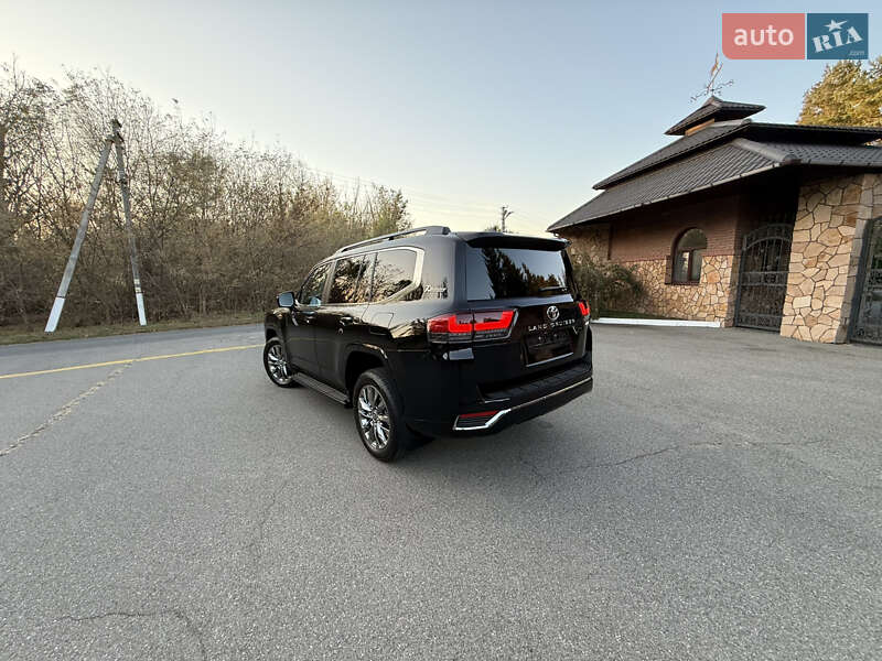 Внедорожник / Кроссовер Toyota Land Cruiser 2022 в Киеве фото 35 Внедорожник / Кроссовер Toyota Land Cruiser 2022 в Киеве