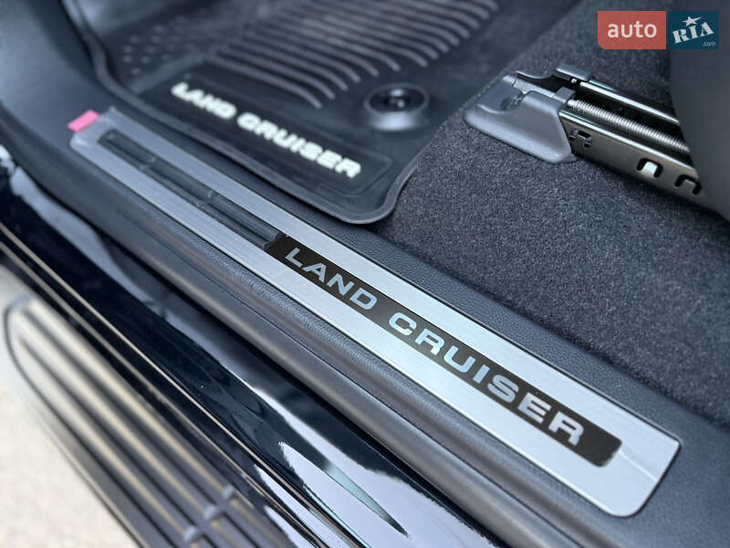 Внедорожник / Кроссовер Toyota Land Cruiser 2022 в Киеве фото 78 Внедорожник / Кроссовер Toyota Land Cruiser 2022 в Киеве
