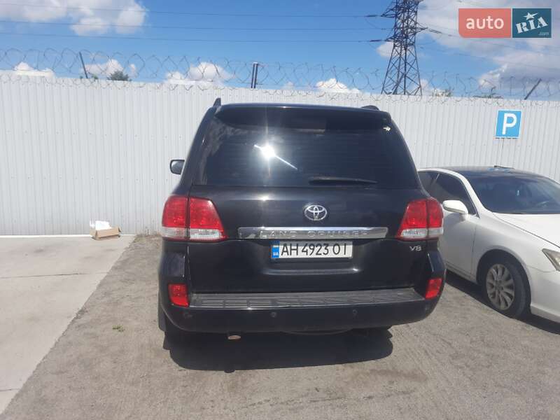 Внедорожник / Кроссовер Toyota Land Cruiser 2007 в Днепре