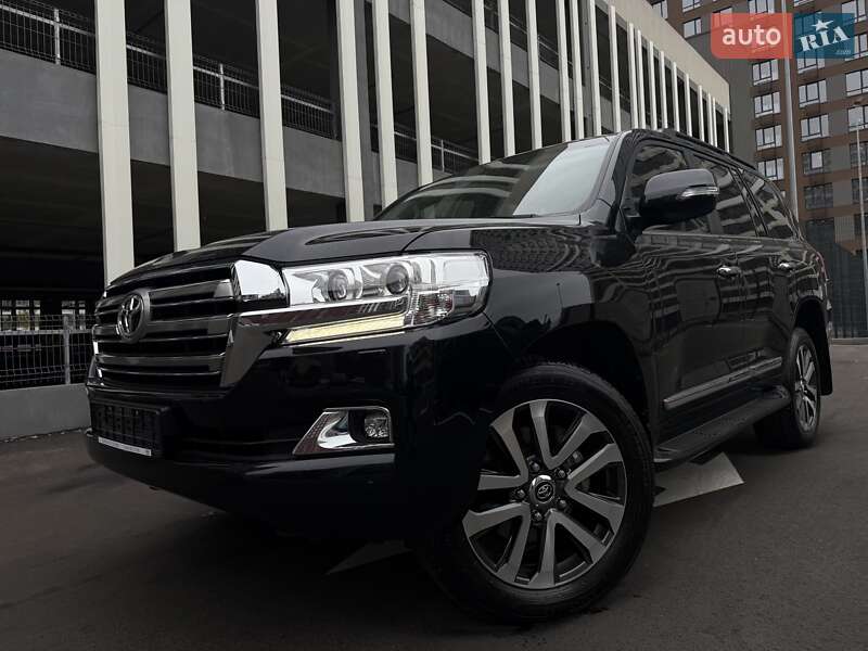 Внедорожник / Кроссовер Toyota Land Cruiser 2020 в Киеве фото 56 Внедорожник / Кроссовер Toyota Land Cruiser 2020 в Киеве