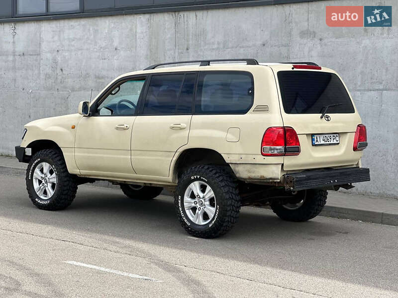Внедорожник / Кроссовер Toyota Land Cruiser 2001 в Киеве