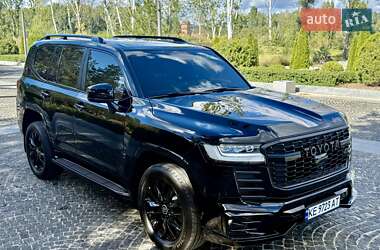 Внедорожник / Кроссовер Toyota Land Cruiser 2021 в  фото 11 Внедорожник / Кроссовер Toyota Land Cruiser 2021 в