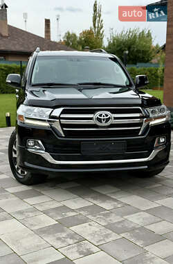Внедорожник / Кроссовер Toyota Land Cruiser 2020 в 