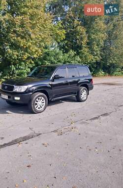 Внедорожник / Кроссовер Toyota Land Cruiser 2001 в Корце