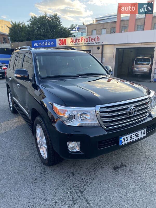 Позашляховик / Кросовер Toyota Land Cruiser 2012 в Харкові фото 3 Позашляховик / Кросовер Toyota Land Cruiser 2012 в Харкові