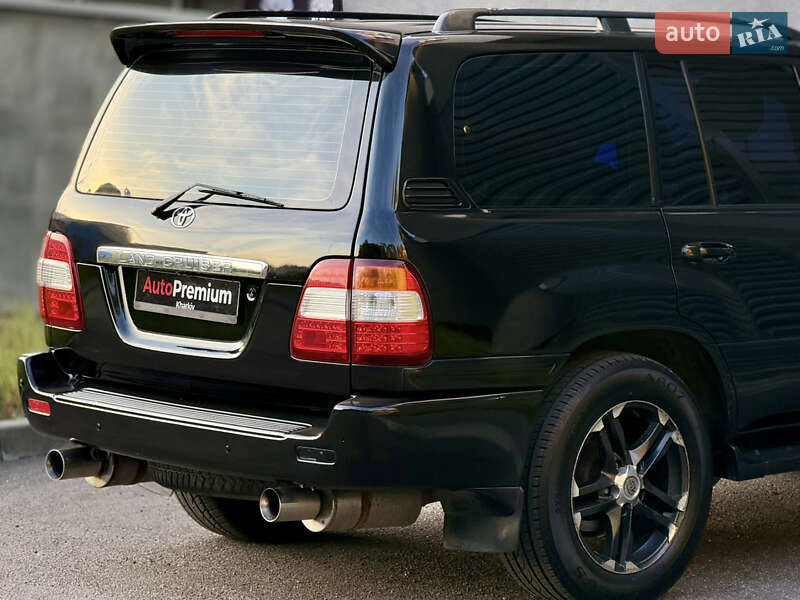 Внедорожник / Кроссовер Toyota Land Cruiser 2003 в Харькове