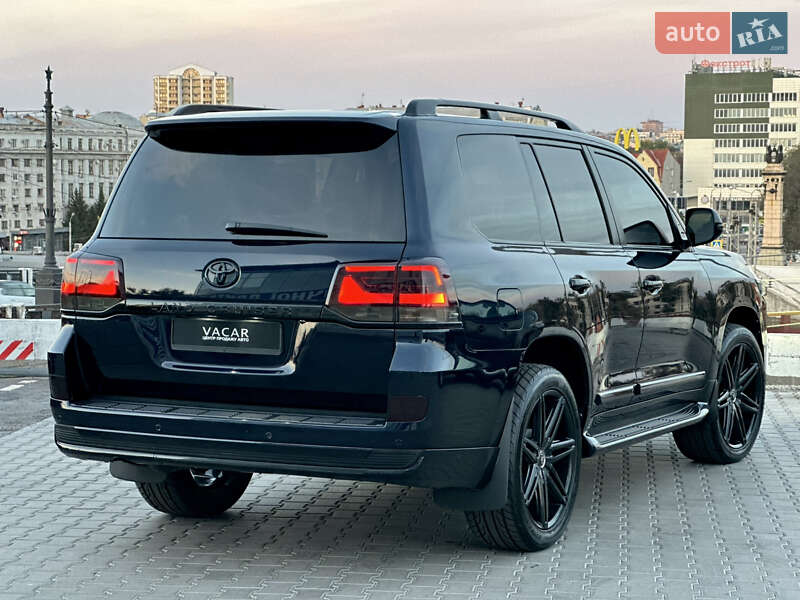 Внедорожник / Кроссовер Toyota Land Cruiser 2016 в Харькове
