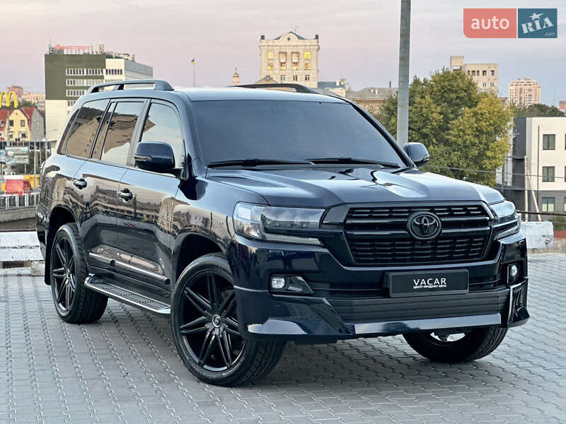 Внедорожник / Кроссовер Toyota Land Cruiser 2016 в Харькове