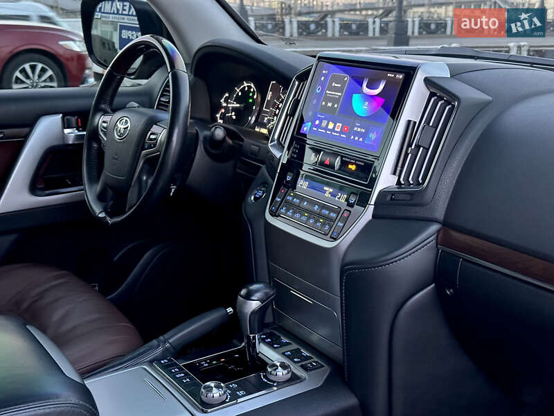 Внедорожник / Кроссовер Toyota Land Cruiser 2016 в Харькове