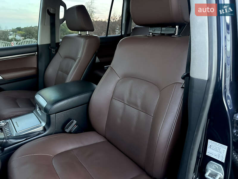 Внедорожник / Кроссовер Toyota Land Cruiser 2016 в Харькове