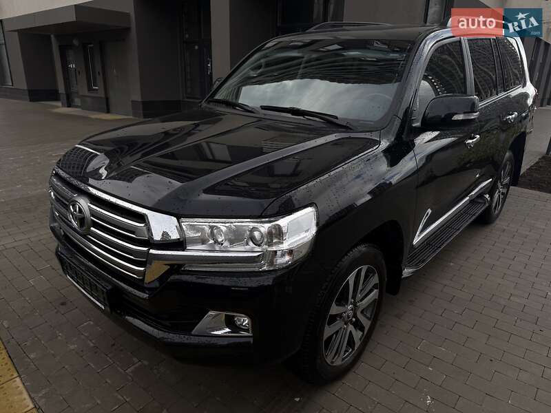 Внедорожник / Кроссовер Toyota Land Cruiser 2020 в Киеве фото 6 Внедорожник / Кроссовер Toyota Land Cruiser 2020 в Киеве
