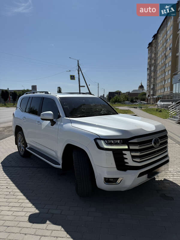 Внедорожник / Кроссовер Toyota Land Cruiser 2021 в Ивано-Франковске