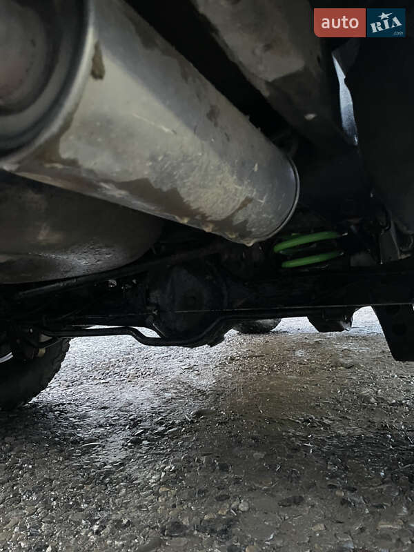 Внедорожник / Кроссовер Toyota Land Cruiser 2002 в Рахове фото 11 Внедорожник / Кроссовер Toyota Land Cruiser 2002 в Рахове