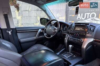 Внедорожник / Кроссовер Toyota Land Cruiser 2008 в 