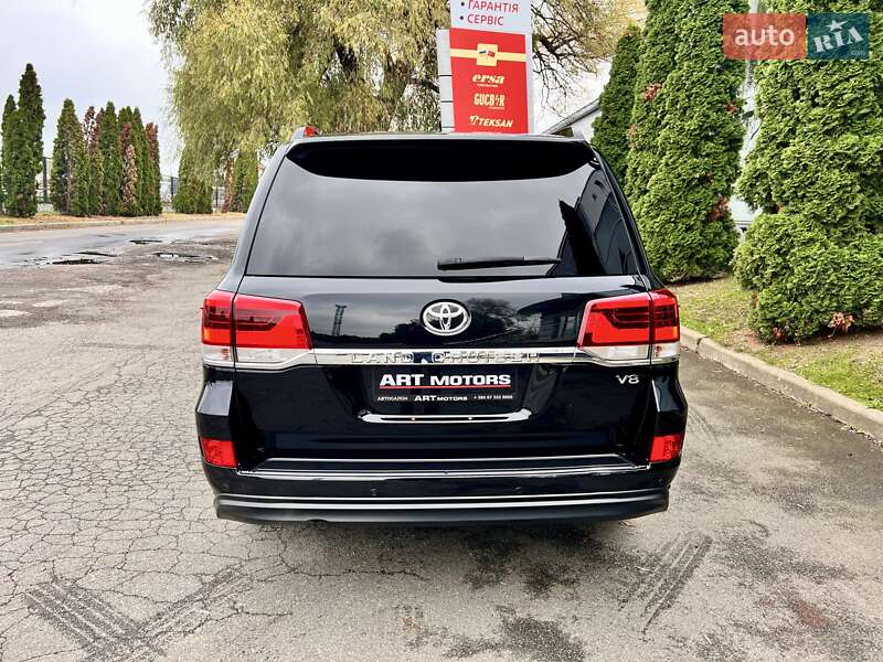 Внедорожник / Кроссовер Toyota Land Cruiser 2018 в Киеве