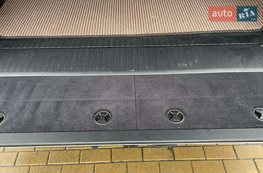 Внедорожник / Кроссовер Toyota Land Cruiser 2017 в 