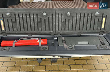 Внедорожник / Кроссовер Toyota Land Cruiser 2017 в 